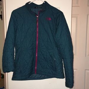 AUTHENTIC North Face Jacket